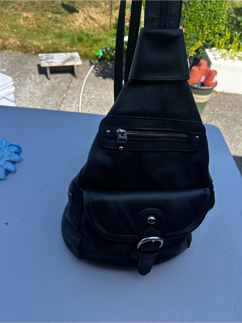 Roma Women’s Black Leather Sling Backpack - Unbranded